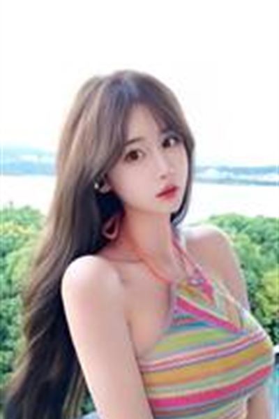 《少女与机兵》封面